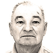 Petar Tolj