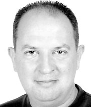 ENIS KANCELIR (49)