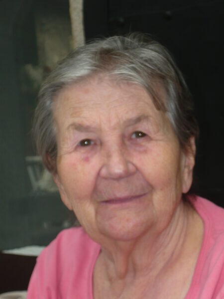 NURA ARNAUTOVIĆ (82)