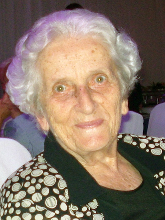 VERA KUŽNAR