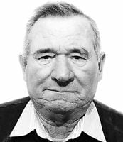 Milan Knezović
